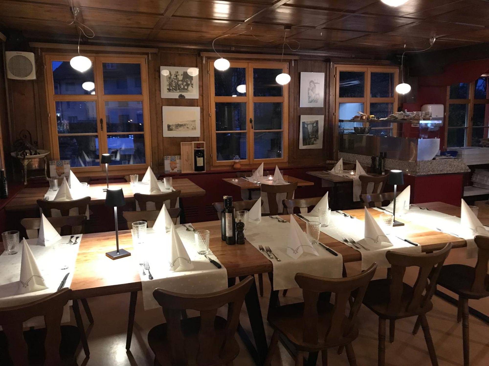 Hotel Restaurant Pizzeria Rotes Haus Münsterlingen Екстериор снимка
